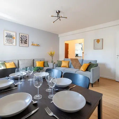 Le Moderne - 4 Ch Proche Maisons De Champagne Apartment *